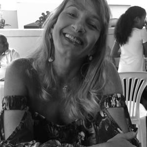 Meet your Posher, Ana